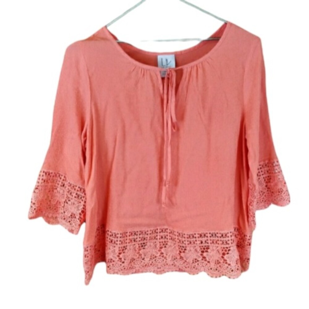 Liv Los Angeles Coral Crochet Boho Festival Top Medium NWOT
